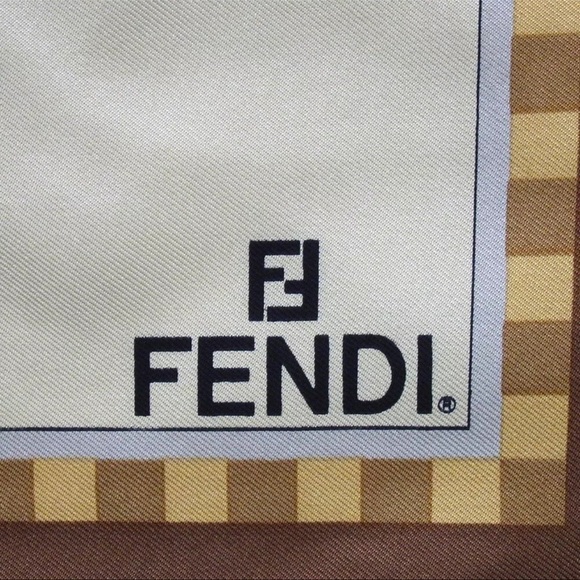 AUTH Fendi FF Logo Chess Pattern Scarf - Picture 4 of 6